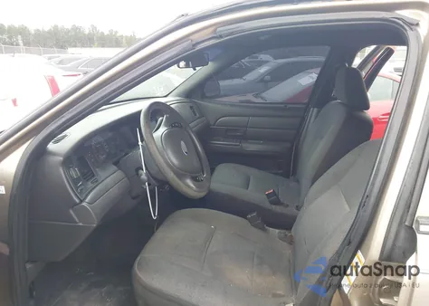 2004 Ford Crown Victoria Police from USA, damaged, VIN 2FAHP71W04X129377